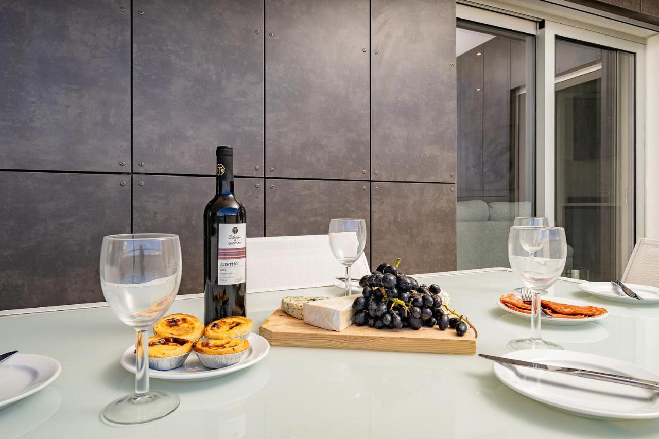 Apartment Sleek New Apartment, Horta Galvao, Algarve *