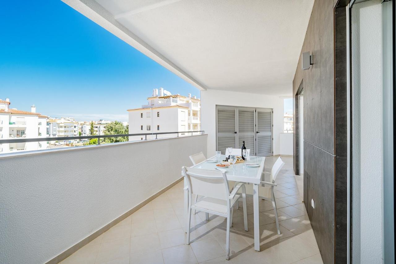 Apartment Sleek New Apartment, Horta Galvao, Algarve